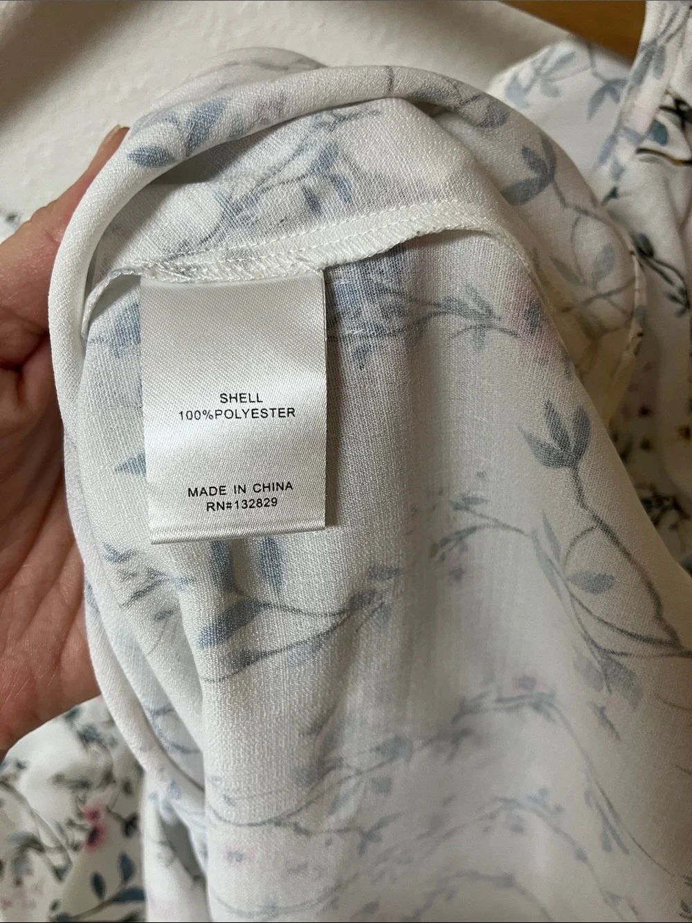 Tularosa White Floral Ruffle Button-Front Blouse women’s size XS - Picture 3 of 4